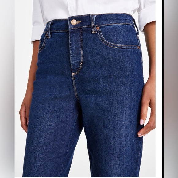 New Gloria Vanderbilt Jeans Classic straight leg style - Picture 5 of 6